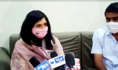 बाल संरक्षण आयोग की अध्यक्ष संगीता बेनिवाल पहुंचीं भीनमाल, दुष्कर्म पीड़िताओं से की बात