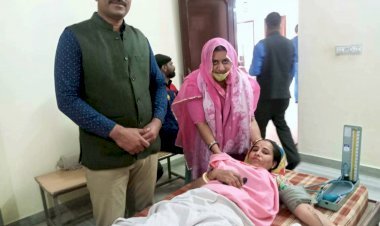 रिकार्ड साढ़े छह सौ यूनिट रक्तदान कर तनसिंह जयंती समारोह की शुरुआत, रक्तदाताओं को भेंट की यथार्थ गीता और दिए हेलमेट