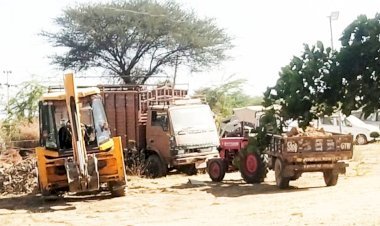 रामसीन में एसडीएम के आदेश पर जब्त की गई जेसीबी व ट्रेक्टर ट्रॉली थाना प्रभारी ने छोड़ दी, खनन तस्करी के मामले को मोटरवाहन अधिनियम में निपटाया