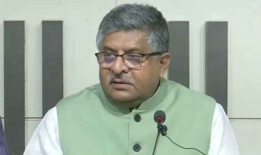 केंद्रीय मंत्री रवि शंकर प्रसाद ने मुंबई के पूर्व कमिश्नर द्वारा लिखी गई चि​ट्ठी पर कहा, मंत्री के 100 करोड़ तो बाकी मंत्रियों का कितना....!