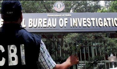 मुंबई पुलिस कमिश्नर पद से हटाए गए परमबीर सिंह ने सुप्रीम कोर्ट में लगाई याचिका,रिश्वत मामले में सीबीआई जांच की मांग