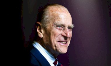 ब्रिटेन की महारानी एलिजाबेथ के पति प्रिंस फिलिप का 99 साल की उम्र में हुआ निधन