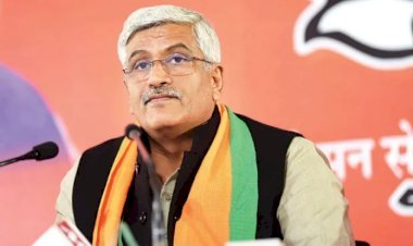 एआईयूडीएफ के उम्मीदवारों की बाड़ेबंदी पर केंद्रीय मंत्री ने गहलोत को बताया जेलर, सिरोही विधायक ने दिया जवाब, लिखा वो जो उठाते हैं, किरदार पर उँगलिया...