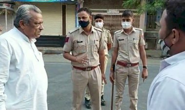 पाली के सुमेरपुर विधानसभा से विधायक ने बाजार में ड्यूटी कर रहे पुलिसकर्मियों को दी धमकी
