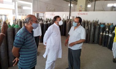 कोरोना के बढ़ते संक्रमण के बीच सिरोही विधायक ने सुमेरपुर के ऑक्सिजन प्लांट का किया दौरा, सीएम ने प्राथमिकता के आधार पर ऑक्सिजन उपलब्ध कराने के निर्देश