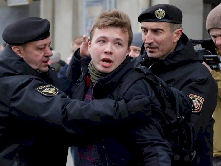 बेलारूस के राष्ट्रपति ने एक पत्रकार को गिरफ्तार करने केलिए  विमान की कराई आपात लैंडिंग, अमेरिका तक ने की निंदा