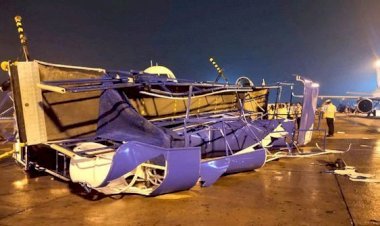 अहमदाबाद में आए तूफान में एयरपोर्ट पर खड़े विमान आपस में टकराएं, 5 विमानों को नुकसान