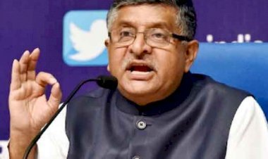 सोशल मीडिया पर अभिव्यक्ति की आजादी के नाम पर कानूनों का उल्लंघन  बर्दाश्त नहीं: रवि शंकर प्रसाद