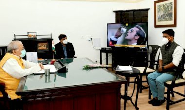 आबू पर्वत भाजपा युवा मोर्चा नगर अध्यक्ष नरपत दान चारण ने राज्यपाल से की भेंट, लोगों की सुविधाओं के लिए दिया ज्ञापन