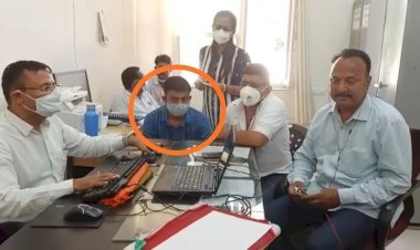 सिरोही तहसील का घूसखोर बाबू चढ़ा एसीबी के हत्थे, 7500 रुपये की रिश्वत लेते रंगे हाथ किया गिरफ्तार