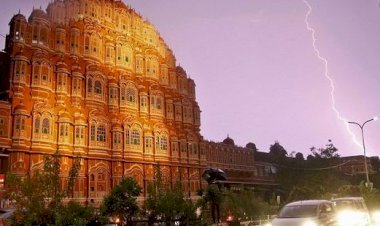 मानसून के सक्रिय होने के साथ ही आसमान से आई आफत, कश्मीर में बादल फटा, यूपी,एमपी और राजस्थान में बिजली गिरने से 75 लोगों की मौत