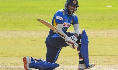 कोलंबो में खेले जा रहे वन डे मैच में श्रीलंका ने टॉस जीतकर 30 ओवर में बनाए 133 रन, खेल जारी