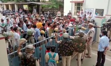 प्रदेश सरकार के खिलाफ भाजपा कार्यकर्ता उतरे सड़क पर, राज्यपाल के नाम सौंपा ज्ञापन