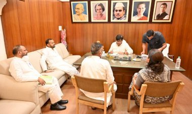 राजस्थान के पंचायत चुनाव के लिए कांग्रेस प्रदेशाध्यक्ष डोटासरा ने सिरोही सहित 4 जिलों के प्रत्याशियों का लिया फीडबैक