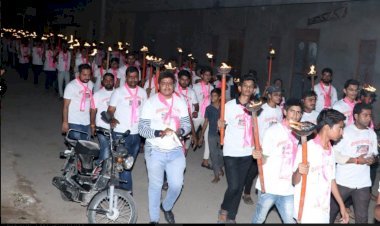 भीनमाल मांगे नर्मदा नीर आंदोलन के तहत लोगों ने निकाला मशाल जुलूस, मांग पूरी नहीं तो 27 सितंबर से होगा चक्का जाम