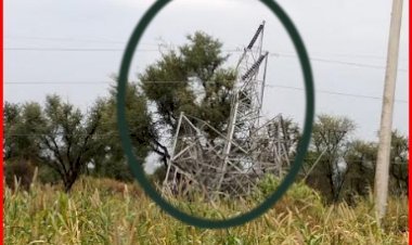 जालोर के नारणावास गांव में तेज हवाओं से गिरा 220 का विधुत टॉवर , तार 33 केवी लाइन पर गिरने से नया नारणावास ग्रिड बंद