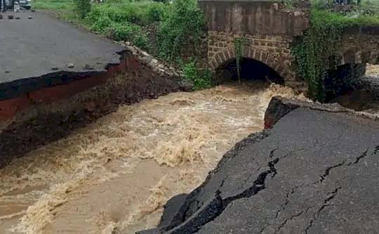 देशभर में मानसून का कहर, कहीं अतिवृष्टि तो कहीं अनावृष्टि से प्रभावित जनजीवन,महाराष्ट्र के जलगांव में बाढ़ के से हालात