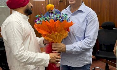 पंजाब कांग्रेस प्रभारी बनने के बाद अब राजस्थान के राजस्व मंत्री हरीश चौधरी मंत्री पद छोड़ने की करेंगे पेशकश