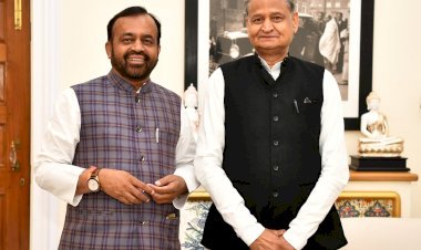 मुख्यमंत्री अशोक गहलोत से सिरोही विधायक संयम लोढ़ा की मुलाकात, गोचर भूमि पर पट्टे जारी करने के विषय पर की चर्चा