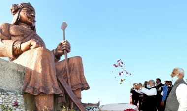 राज्यपाल कलराज मिश्र ने प्रताप गौरव केन्द्र का किया अवलोकन, प्रताप चित्र प्रदर्शनी देखकर हुए अभिभूत