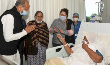 मुख्यमंत्री अशोक गहलोत ने साध्वी प्रमुख कनकप्रभा की कुशलक्षेम पूछी