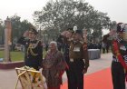 Param Vir Chakra winner कर्नल होशियार सिंह को सूबेदार मेजर परमवीर चक्र विजेता योगेन्द्र सिंह यादव ने किए पुष्प अर्पित