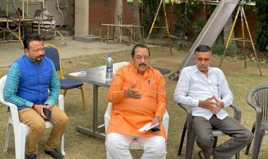 प्रवासी राजनीतिक कार्यकर्ताओं को न्याय नहीं मिल रहा - राज के पुरोहित