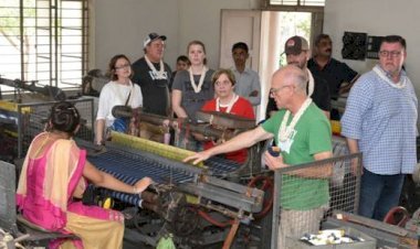 American Fashion Brands पैटागोनिया ने परिधानों के लिए खादी डेनिम को चुना