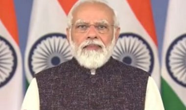 Prime minister ने भारत में 3 जनवरी से 15 से 18 साल तक वालों को वैक्सीन और 10 जनवरी से फ्रंटलाइन वर्कर्स को कोरोना की बूस्टर डोज लगाने का किया ऐलान