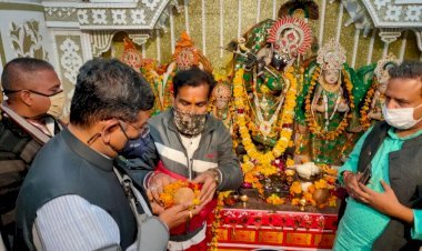 Minister in charge of Dungarpur भंवर सिंह भाटी ने बेणेश्वर धाम में की पूजा अर्चना, राज्य की खुशहाली के लिए की प्रार्थना