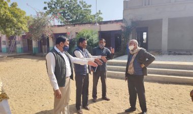 पाली शिक्षा मंडल के संयुक्त निदेशक सोलंकी ने जालोर के नारणावास स्कूल का किया निरीक्षण