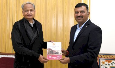 Chief Minister  अशोक गहलोत ने स्पंदन पत्रिका तथा मैन्यूअल के हिन्दी संस्करण का किया विमोचन