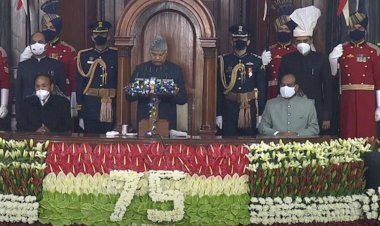 संसद में बजट सत्र राष्ट्रपति रामनाथ कोविंद के संबोधन से शुरू, राष्ट्रपति कोविंद ने आजादी के सिपाहियों को किया नमन