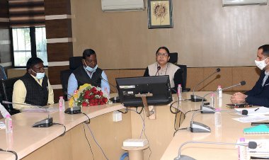 राष्ट्रीय सफाई कर्मचारी आयोग ने राज्य के विद्यालयों में सफाई कमचारियों की नियुक्ति करने का दिया सुझाव