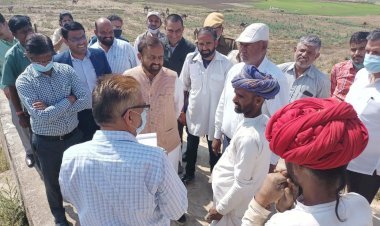 खरीफ फसल में सूखे से हुए नुकसान के आंकलन के लिए केंद्रीय टीम ने किया निरीक्षण, ग्रामीण अंचलों में ग्रामीणों से फीडबैक