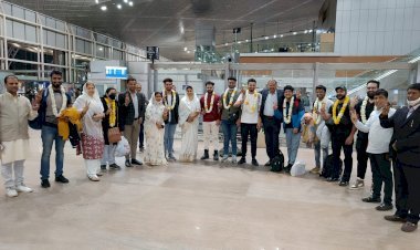 यूक्रेन से दिल्ली एयरपोर्ट पहुंची 6 उड़ानों में राजस्थान के 47 विद्यार्थी शामिल, एयरपोर्ट पर 3 मंत्रियों सहित अधिकारियों ने की छात्रों की अगवानी