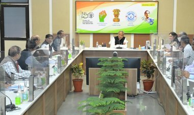 मुख्यमंत्री गहलोत ने सार्वजनिक निर्माण विभाग की समीक्षा बैठक में 8860 करोड़ रूपए की बजट घोषणाओं पर दिए निर्देश