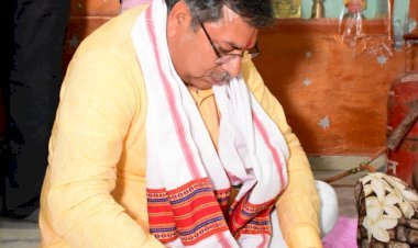 भाजपा कार्यकर्ता के घर जमीन पर बैठकर जीमे प्रदेशाध्यक्ष सतीश पूनिया, धीराराम मीणा के घर किया भोजन