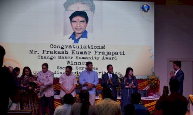 समाजसेवी प्रकाश प्रजापाति  विजेता-चेंजमेकर ह्यूमैनिटी अवार्ड से जयपुर में सम्मानित