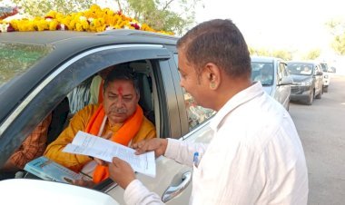 आपके विधायक पूराराम और सांसद देवजी पटेल जनता के साथ विश्वासघात और छलावा कर रहे हैं