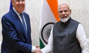 रूस &यूक्रेन युद्ध के बीच रूसी विदेश मंत्री की भारत के प्रधानमंत्री नरेंद्र मोदी से मुलाकात, पीएम मोदी ने यूक्रेन मामले पर की चर्चा