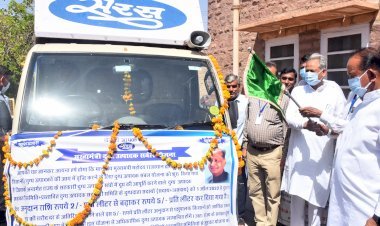 मुख्यमंत्री अशोक गहलोत ने दुग्ध उत्पादक सम्बल योजना की प्रचार-प्रसार वैन को दिखाई हरी झण्डी, सरकार ने बढ़ाया दूध पर अनुदान