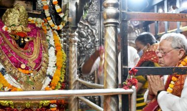 राज्यपाल ने मां विंध्यवासिनी के किए दर्शन किए, पूजा-अर्चना कर प्रदेश की खुशहाली की कामना की