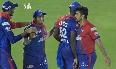 आईपीएल के डबल हेडर मैच में दिल्ली ने कोलकाता को 44 रनों से हराया, राजस्थान रॉयल की खराब शुरुआत