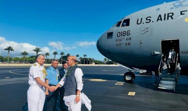 रक्षा मंत्री राजनाथ सिंह अमरीकी हिन्द-प्रशांत कमान मुख्यालय के दौरे के लिए पहुंचे हवाई, सैन्य अभ्यास और प्रशिक्षण कार्यक्रम में की शिरकत