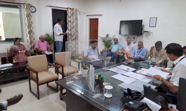 सामाजिक सुरक्षा निवेश प्रोत्साहन योजना के तहत सचिव डॉ समित शर्मा ने ​अधिकारियों के साथ की चर्चा