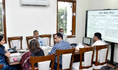 प्रदेश की मुख्य सचिव ने ग्रामीण विकास की दिशा में बेहतरीन कार्य के लिए 1 लाख से अधिक स्वयं सहायता समूह बनाने के दिए निर्देश