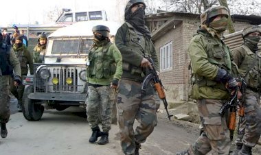 कुपवाड़ा में मुठभेड़, सुरक्षाबलों ने ढेर किए दो आतंकी, गोला-बारूद बरामद