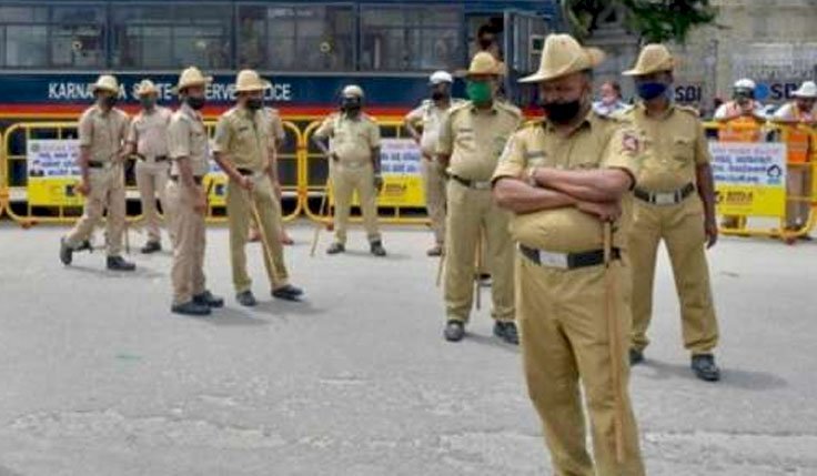 दिल्ली पुलिस को बड़ी कामयाबी, 15 अगस्त समारोह से पहले कारतूस का जखीरा पकड़ा, 6 गिरफ्तार