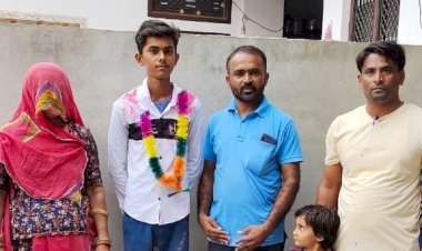 सरकारी विद्यालय में अध्ययन करते हुए 96 व 91 प्रतिशत अंक प्राप्त कर विद्यालय व गांव का नाम किया रोशन